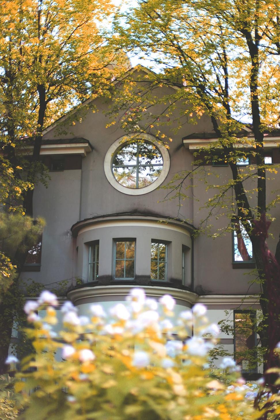 Contemporary residential home design